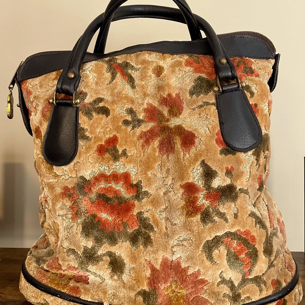 Vintage large boho carpet bag purse from Italy